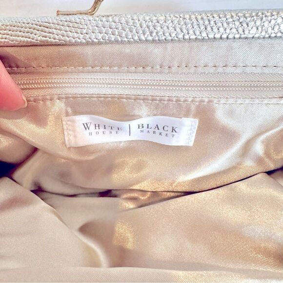 White House Black Market Wristlet Women's 8" Gold Faux‎ Leather Satin Interior - Picture 3 of 4